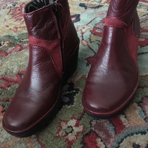 Groovy Fly London ankle boots!